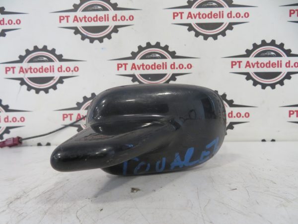 VW TOUAREG L.10, ANTENA