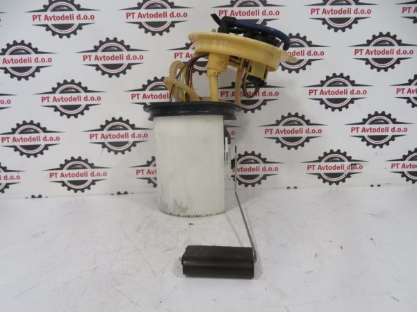 SEAT LEON 1.6 TDI L.14, ČRPALKA GORIVA V REZERVOARJU