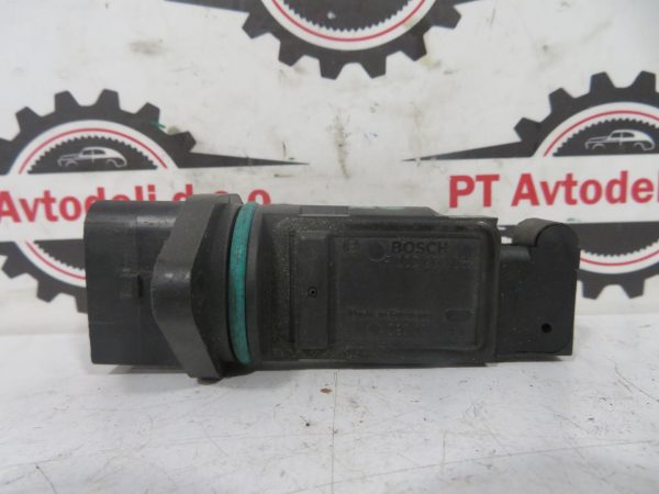 VW TOURAN L.06, TIPKA POKROVA PRTLJAGE