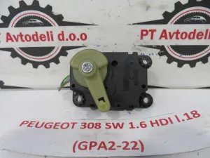 PEUGEOT 308 L.18, MOTORČEK LOPUTE NA PEČKI