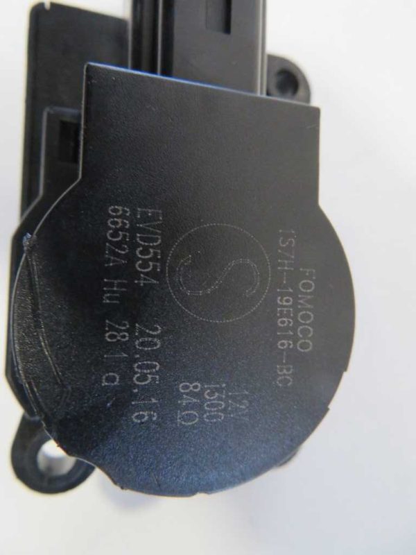 FORD FIESTA L.16, MOTORČEK LOPUTE NA PEČKI - Image 2