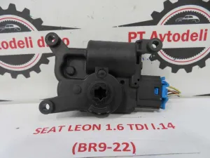SEAT LEON L.14, MOTORČEK LOPUTE NA PEČKI