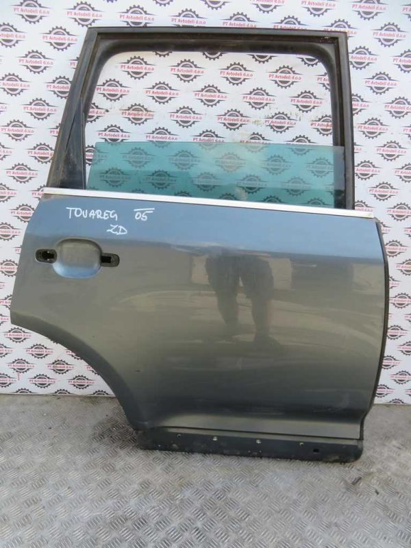 VW TOUAREG L.05, ZADNJA DESNA VRATA