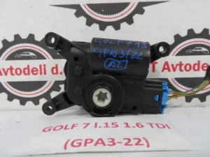 VW GOLF 7 L.15, MOTORČEK LOPUTE NA PEČKI