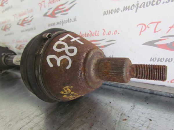 VW POLO 1.6 TDI DSG L.10, POLOSOVINA, PREDNJA LEVA - Image 3