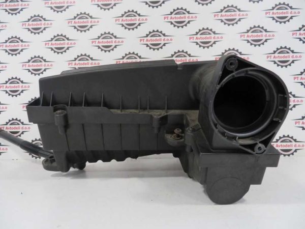 VW GOLF 5 1.9 TDI L.07, FILTER ZRAKA - Image 2