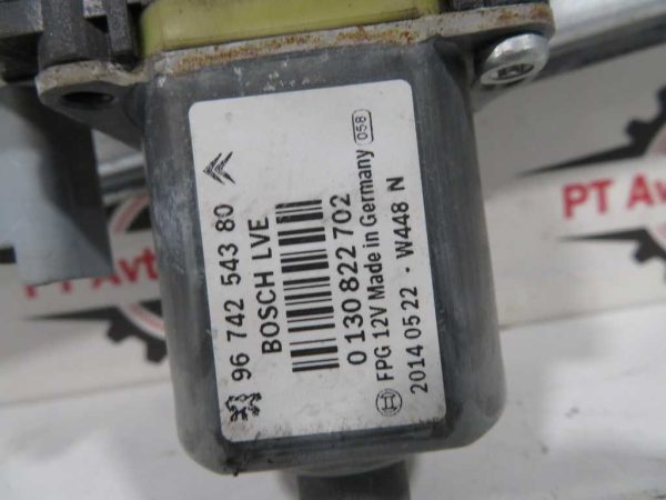 PEUGEOT 208 L.14, MEHANIZEM ZA DVIG STEKLA, PREDNJI DESNI - Image 3