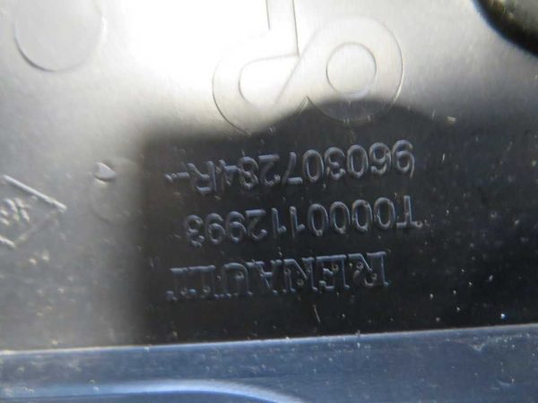 RENAULT CLIO L.18, SPOJLER POKROVA PRTLJAGE - Image 2