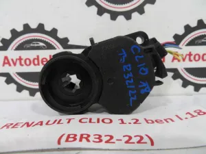 RENAULT CLIO L.18, MOTORČEK LOPUTE NA PEČKI