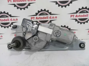 BMW 2 F45 L.17, MOTORČEK ZADNJEGA BRISALCA