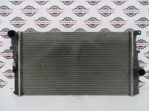 BMW 116D F20 L.14, HLADILNIK VODE