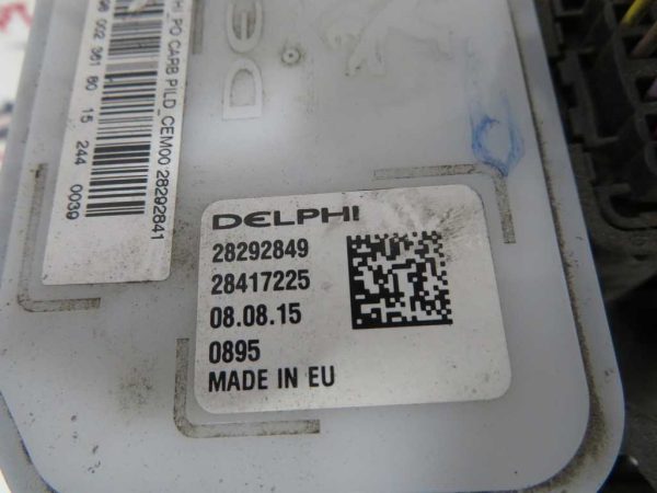 CITROEN C4 PICASSO 1.6 HDI L.15, ČRPALKA GORIVA V REZERVOARJU - Image 3