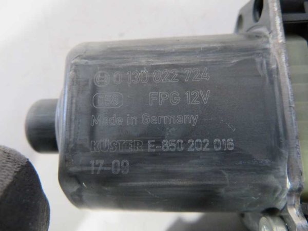 SEAT LEON L.17, MOTORČEK ZA DVIG STEKLA, ZADNJI DESNI - Image 2