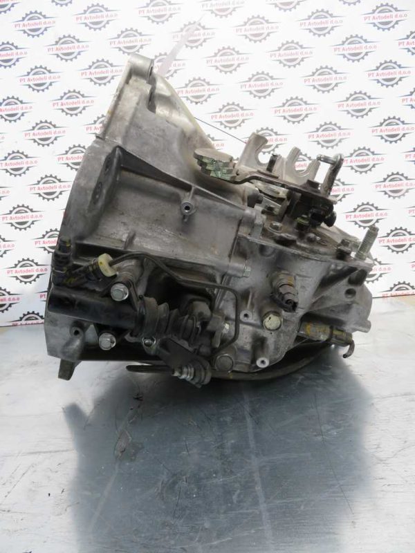 MAZDA 3 1.5 D L.17, MENJALNIK - Image 2