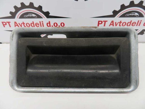VW TOURAN L.11, TIPKA POKROVA PRTLJAGE