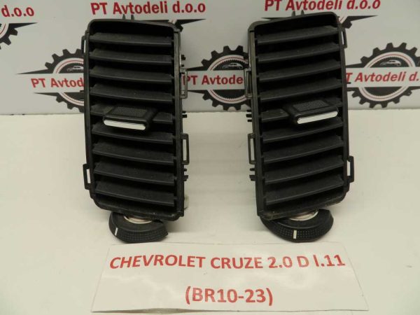 CHEVROLET CRUZE L.11, SREDINSKI ZRAČNIK, LEVI IN DESNI