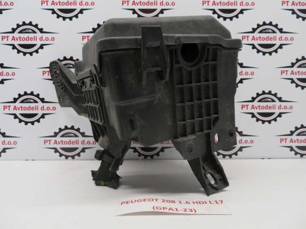 PEUGEOT 208 L.17, PVC ŠKATLA ELEKTRONIKE - Image 2