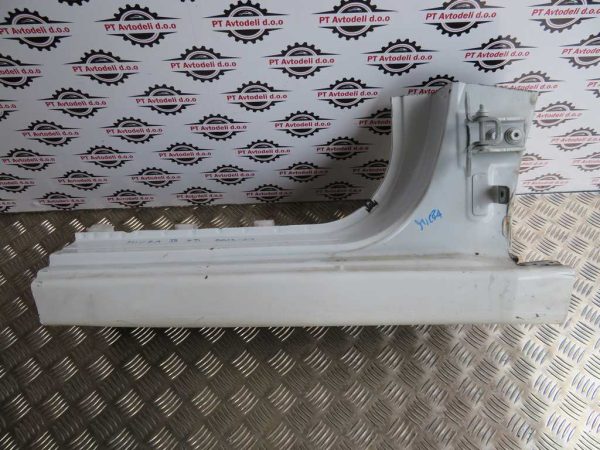 NISSAN MICRA L.18, REZAN KOS, PREDNJI DESNI PRAG