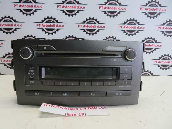 TOYOTA AURIS L.09, RADIO- ORIGINAL