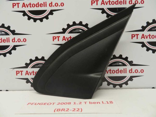 PEUGEOT 2008 L.18, PVC TRIKOTNIK BLATNIKA, LEVI