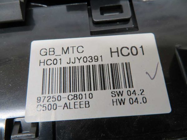 HYUNDAI I20 L.15, STIKALA ROČNE KLIME - slika 3