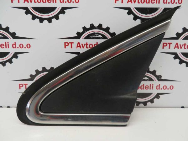 PEUGEOT 208 L.18, PVC TRIKOTNIK BLATNIKA, LEVI