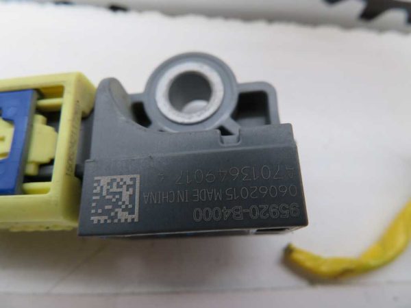 HYUNDAI TUCSON L.17, AIRBAG SENZOR, 2X - Image 3