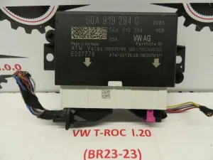 VW T-ROC L.20, ELEKTRONIKA