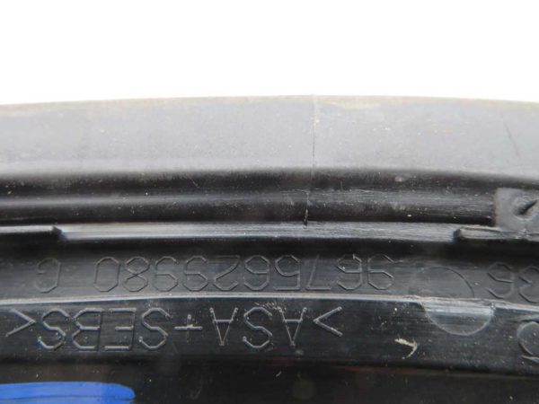 PEUGEOT 208 L.15, PVC TRIKOTNIK BLATNIKA, LEVI - Image 2