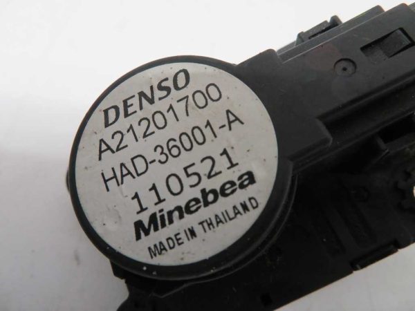 RENAULT CLIO L.22, MOTORČEK LOPUTE NA PEČKI - Image 2