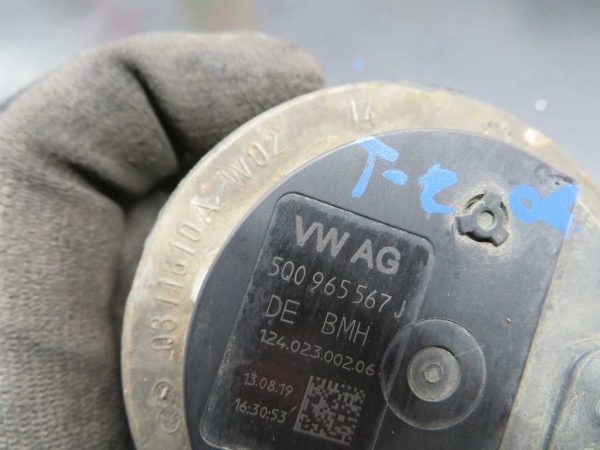 VW T-ROC 1.6 TDI L.20, VODNA ČRPALKA - Image 2