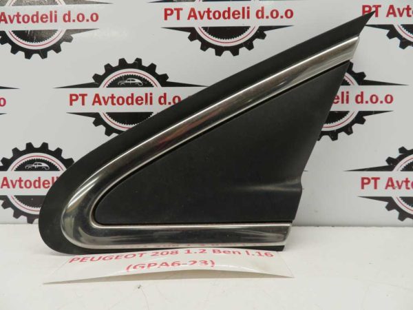 PEUGEOT 208 L.16, PVC TRIKOTNIK BLATNIKA, LEVI