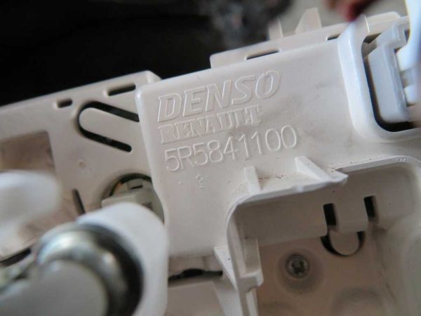 RENAULT CLIO L.15, KOMANDE ROČNE KLIME - Image 3
