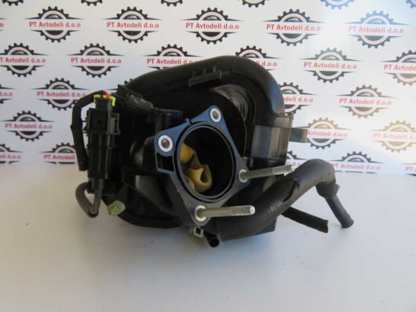 HYUNDAI I20 L.18, SESALNI KOLEKTOR - Image 4