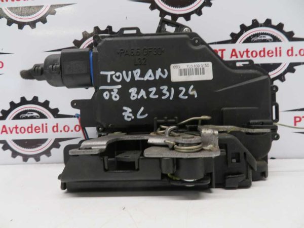 VW TOURAN L.08, KLJUČAVNICA VRAT, ZADNJA LEVA