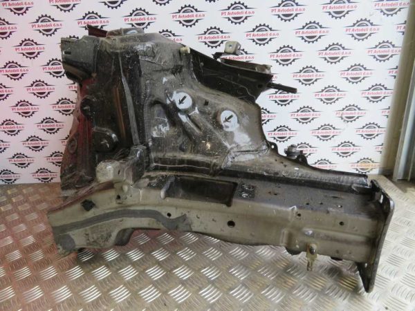 ŠKODA KAMIQ L.20, REZAN KOS, DESNI KRAK