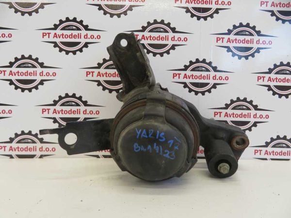 TOYOTA YARIS L.17, NOSILEC MOTORJA