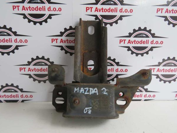 MAZDA 2 L.08, NOSILEC MOTORJA
