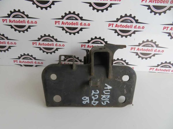 TOYOTA AURIS 2.2 D L.08, NOSILEC MOTORJA