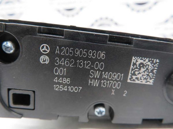 MERCEDES-BENZ C W205 L.15, STIKALO MULTIMEDIJE - Image 2