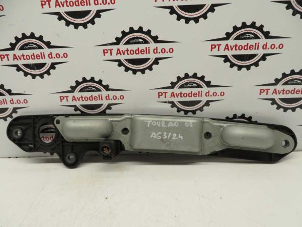VW TOURAN L.08, TIPKA POKROVA PRTLJAGE - Image 2
