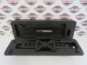 FORD ECOSPORT L.15, ORODJE REZERVE