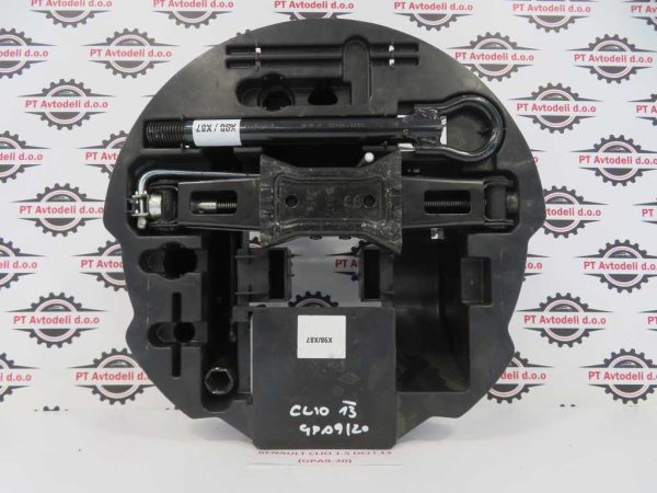RENAULT CLIO L.13, ORODJE REZERVNE GUME