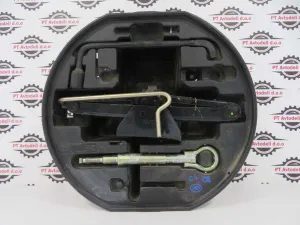CITROEN C4 L.08, ORODJE REZERVNE GUME