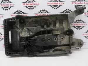 VW POLO L.20, PVC PODNOŽJE AKUMULATORJA