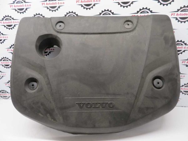 VOLVO V40 L.16, PVC POKROV MOTORJA