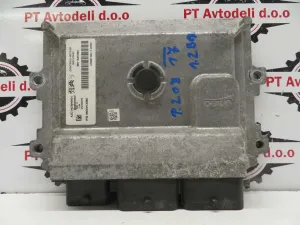 PEUGEOT 208 1.2 BEN. L.17, MOTORNI RAČUNALNIK
