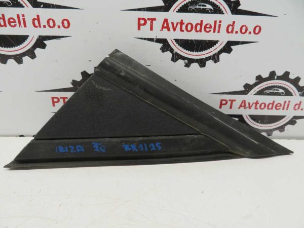 SEAT IBIZA L.20, PVC TRIKOTNIK BLATNIKA, LEVI