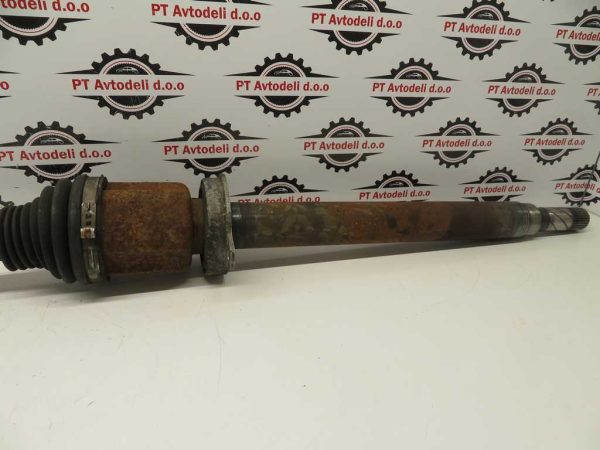 VOLVO V40 2.0 D L.18, POLOSOVINA, PREDNJA DESNA - Image 3