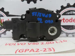 VOLVO V40 L.16, MOTORČEK LOPUTE PEČKE